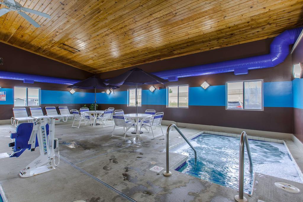 Motel 6-Baraboo, Wi - Lake Delton-Wisconsin Dells Exteriör bild