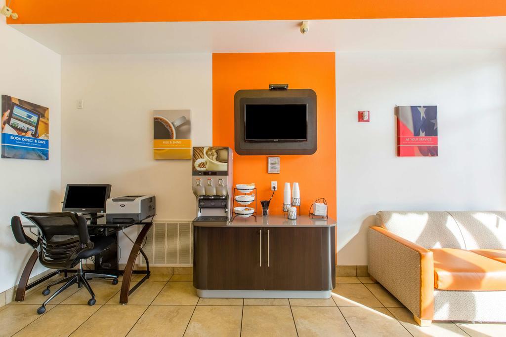 Motel 6-Baraboo, Wi - Lake Delton-Wisconsin Dells Exteriör bild